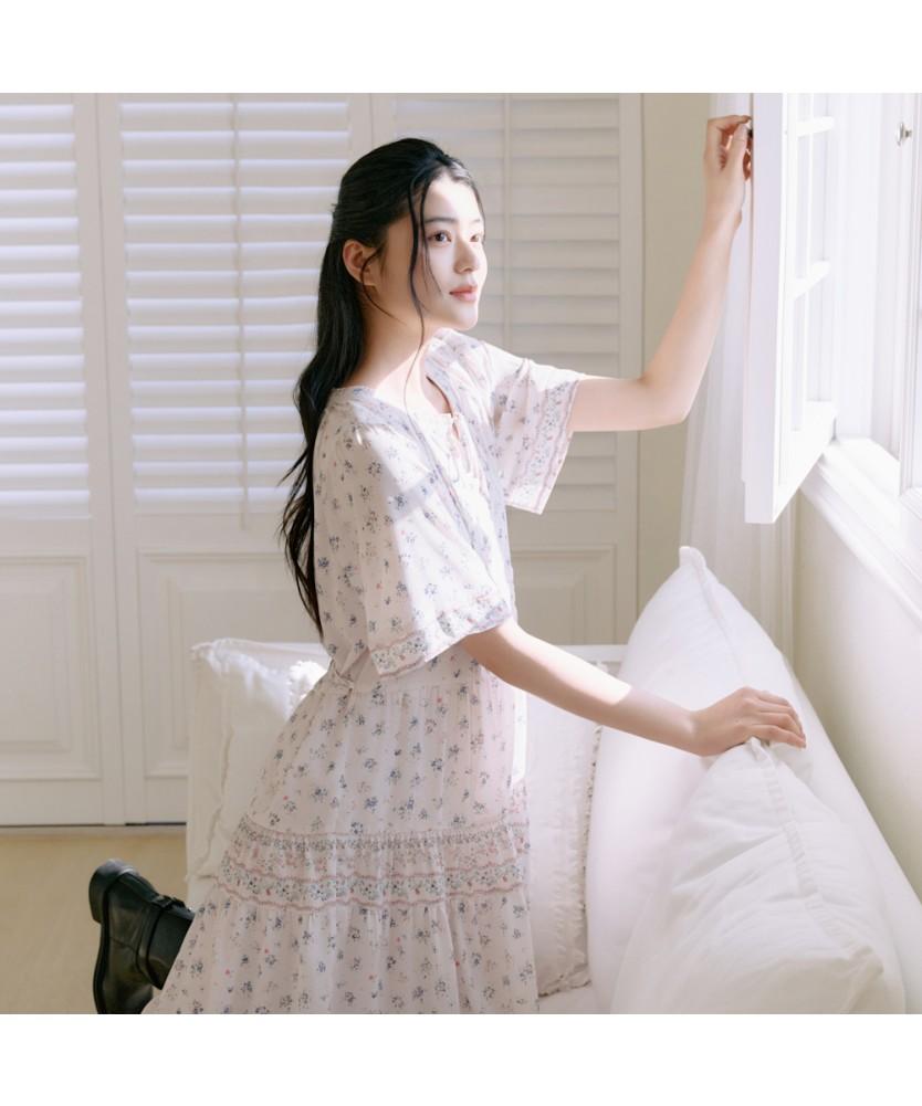 THURSDAY ISLAND Floral Mood Pintuck Detail Dress_T264Mop261W