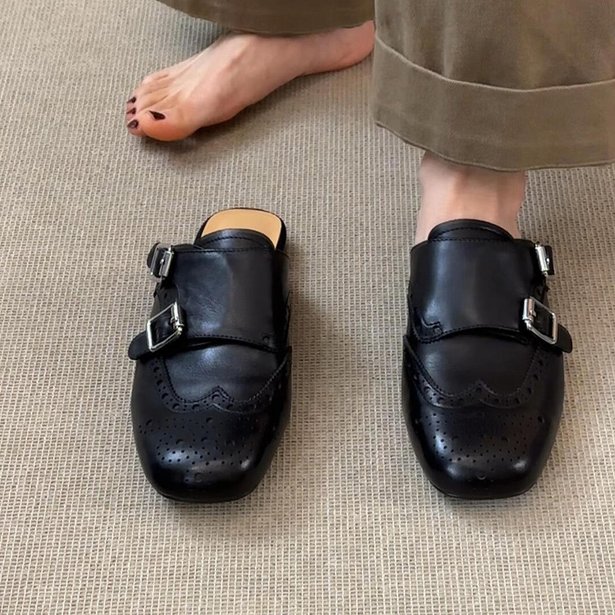 

Soft leather version~ one-pedal double-breasted soft leather black bag head shoes women s retro versatile square head block half slippers 35