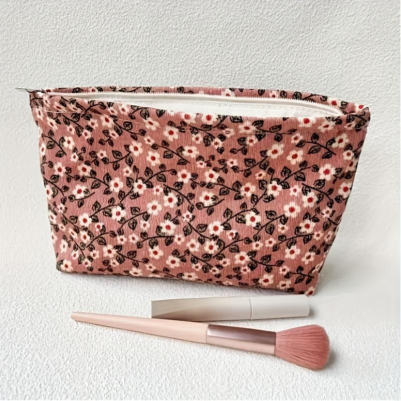 Green Floral Lined Makeup Pouch Lightweight Canvas, Large Capacity, Multi-Functional Cosmetic Organizer Bag, Ideal for Travel and Everyday Use