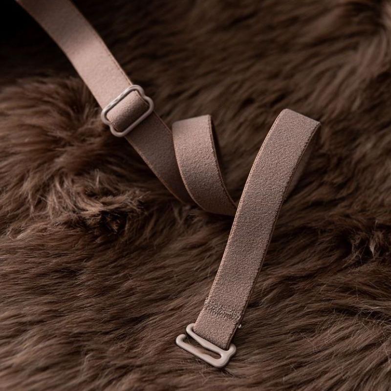 Women's Seamless Push-Up Bra Thin Style Wire-Free Side Boob Control Lifting and Anti-Drooping Enhancing Bust Appearance