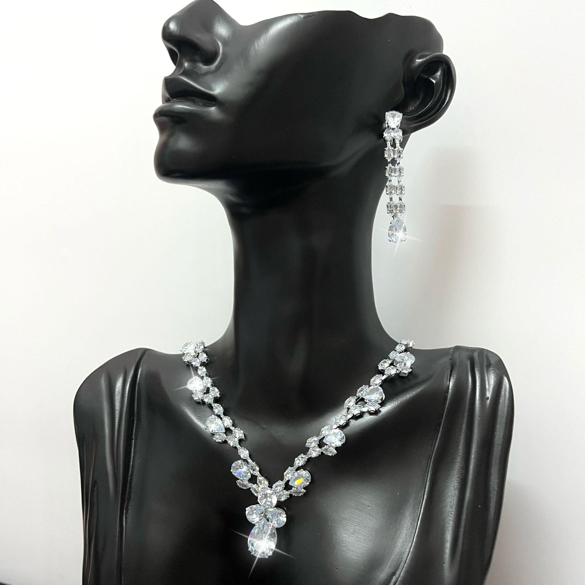 Elegant Women s Zircon Water Drop Earrings - Classic Bridal Jewelry