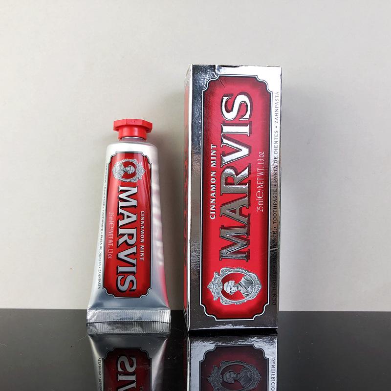 Jasmínová mátová zubní pasta pro svěží dech Dárková krabička - Itálie Mars Bright White 25ml vzorek