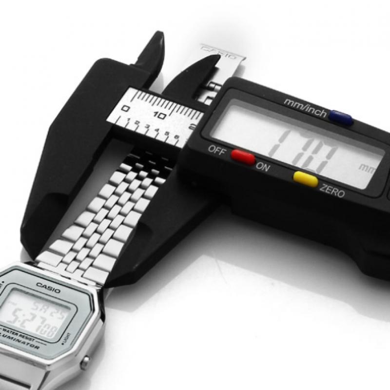 Casio La680wa 7df  La680wa 7  Digital Square Vintage Retro Public Metal Watch