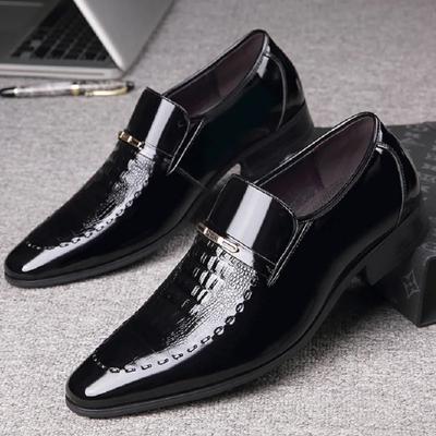 Scarpe da uomo in pelle Scarpe da lavoro in pelle verniciata Scarpe a punta con plateau Mocassini da lavoro da uomo Novità Taglie forti Zapatos De Vestir Hombre