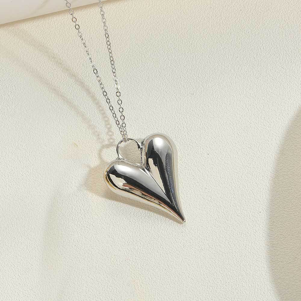 2025 New Fashion Women Geometric Elegant 14K Real Gold Heart Pendant Clavicle Chain Necklace Women Simple Luxury Necklace Jewerl