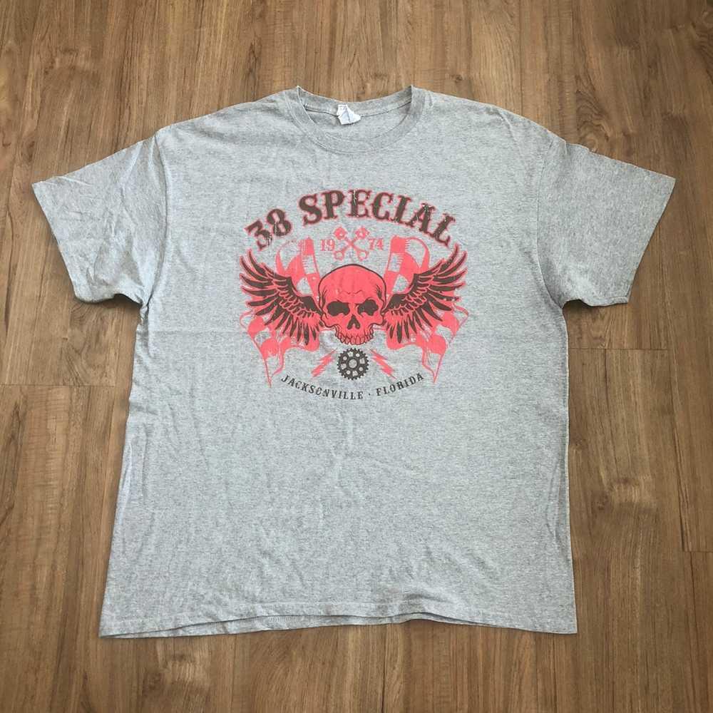 

Collection 38 Special Tour Gift For Fan Gray All Size TShirt AH07 Unisex T-Shirt M