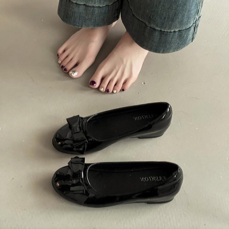 Summer Bow Commuter Leather Shoes Work Round Head Shallow Mouth Single Shoes Women's Fashion Patent Leather Wedge Soft-soled Shoes