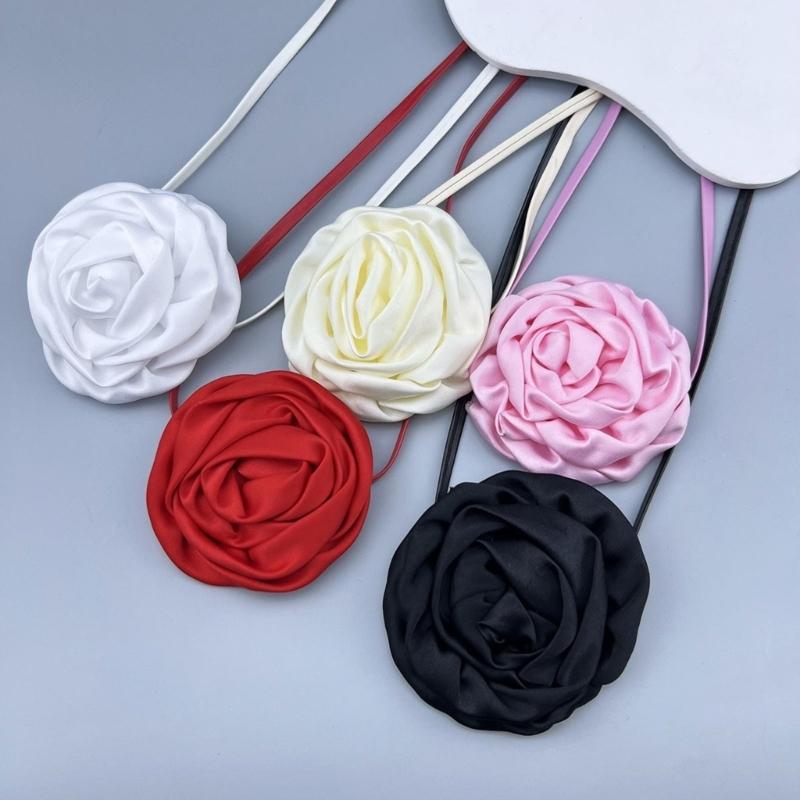 Vintage Floral Choker Necklace Accessory Chic Gothic Flower Choker Necklace Edgy Neckband for Fashion forward Individual