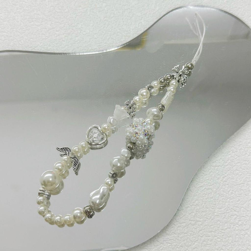 Heart & Wing Pearl Beaded Phone Chain: Elegant Women's Lanyard with Light Luxury, Anti-Lost Strap & Pendant Charm