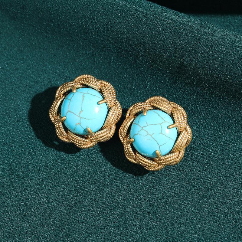 Yong Nuo Vintage Retro Jewelry: High-End, Colorfast Antique Earrings