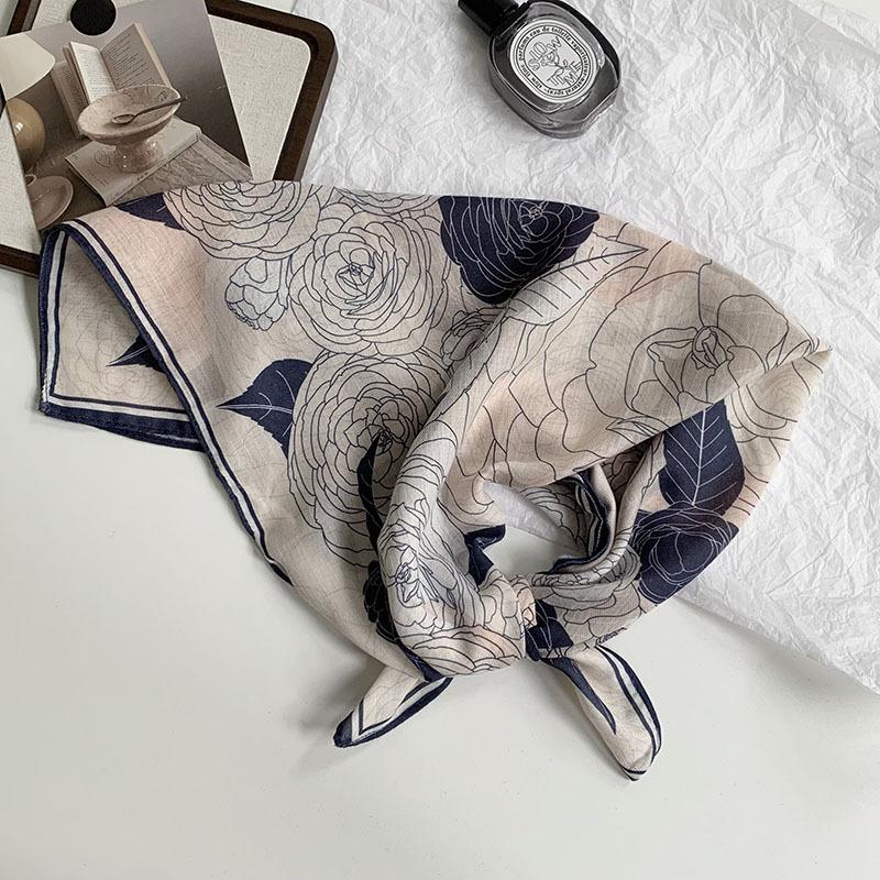 70 double-sided silk scarf, small square scarf, scarf, white rose linen silk scarf, new high-end scarf, shawl cover.