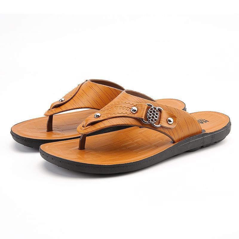 Summer New Men's Flip-flops Hollow Breathable Outdoor Beach Shoes Non-slip Soft-soled Cool Slippers Men's Shoes 878