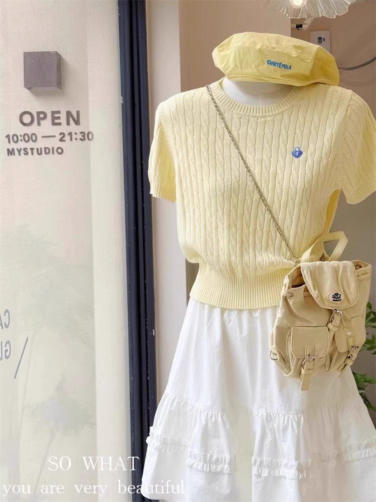 

Yellow Embroidered Cable Knit Crew Neck Short Sleeve Women s Slimming Ice Silk Summer T-Shirt