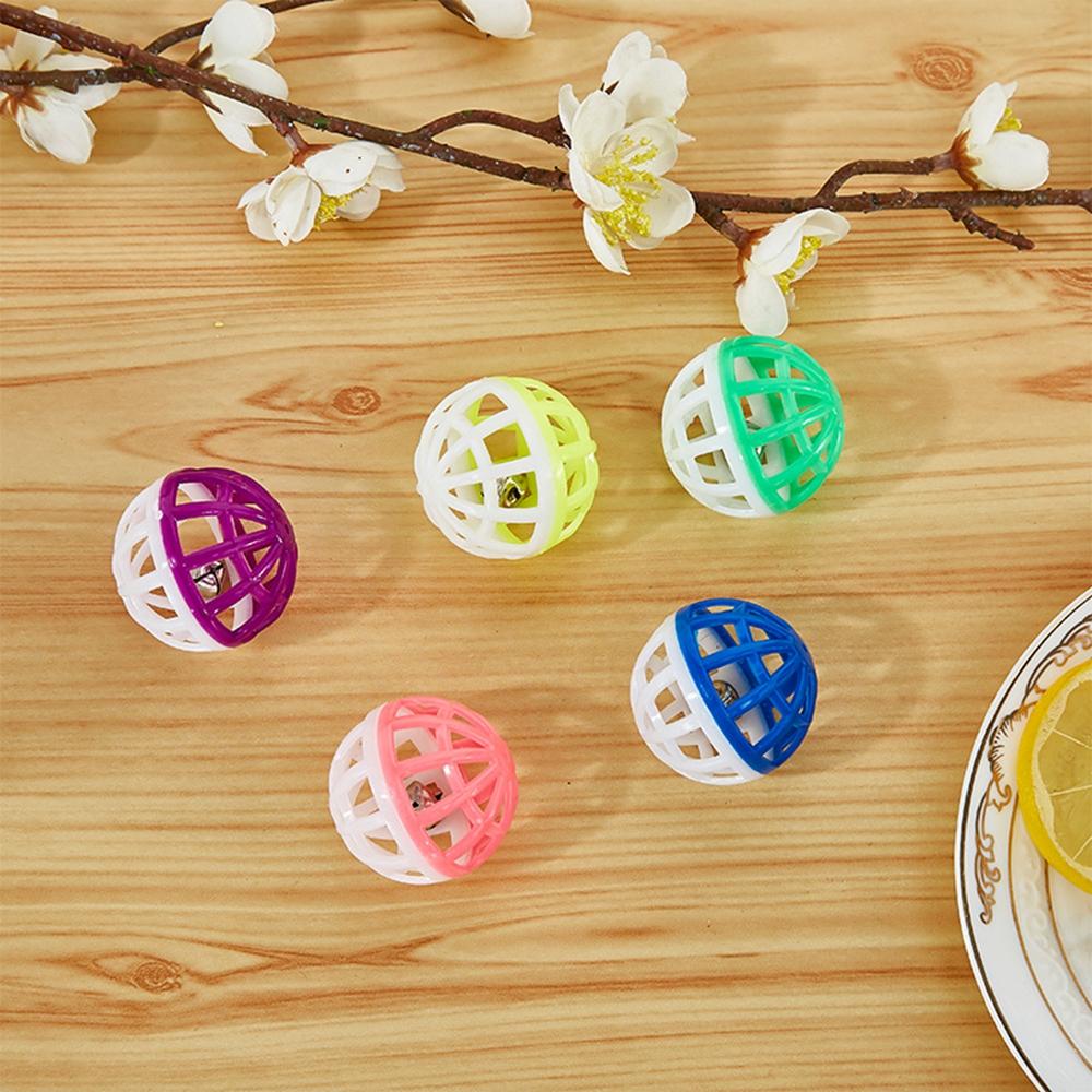 Fun Random Color With Bells PET Hollow Plastic Training Tools Cat Toys Pet Supplies Throw Ball