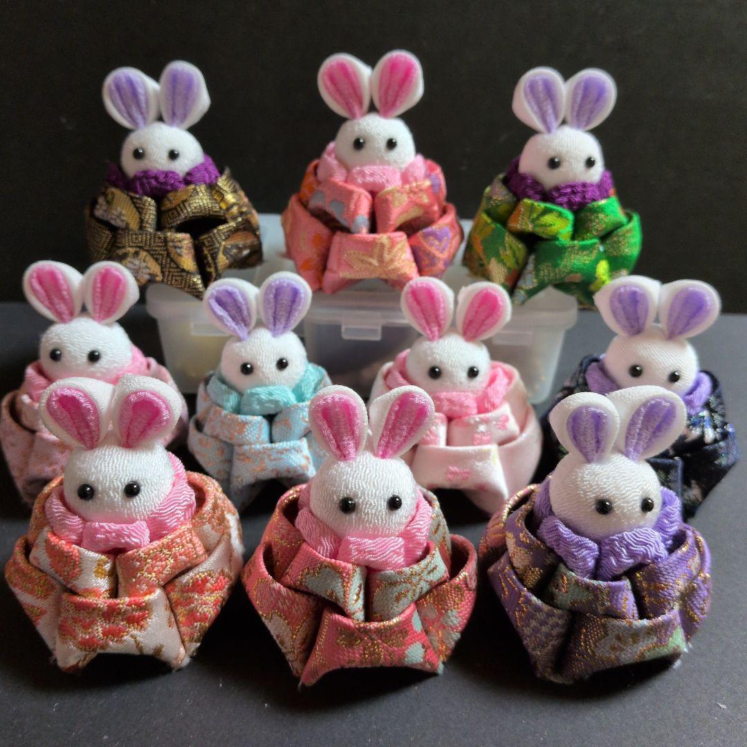 

[USED] Tsumami Zaiku Rabbit Dolls, Brocade Fabric, 10 Dolls