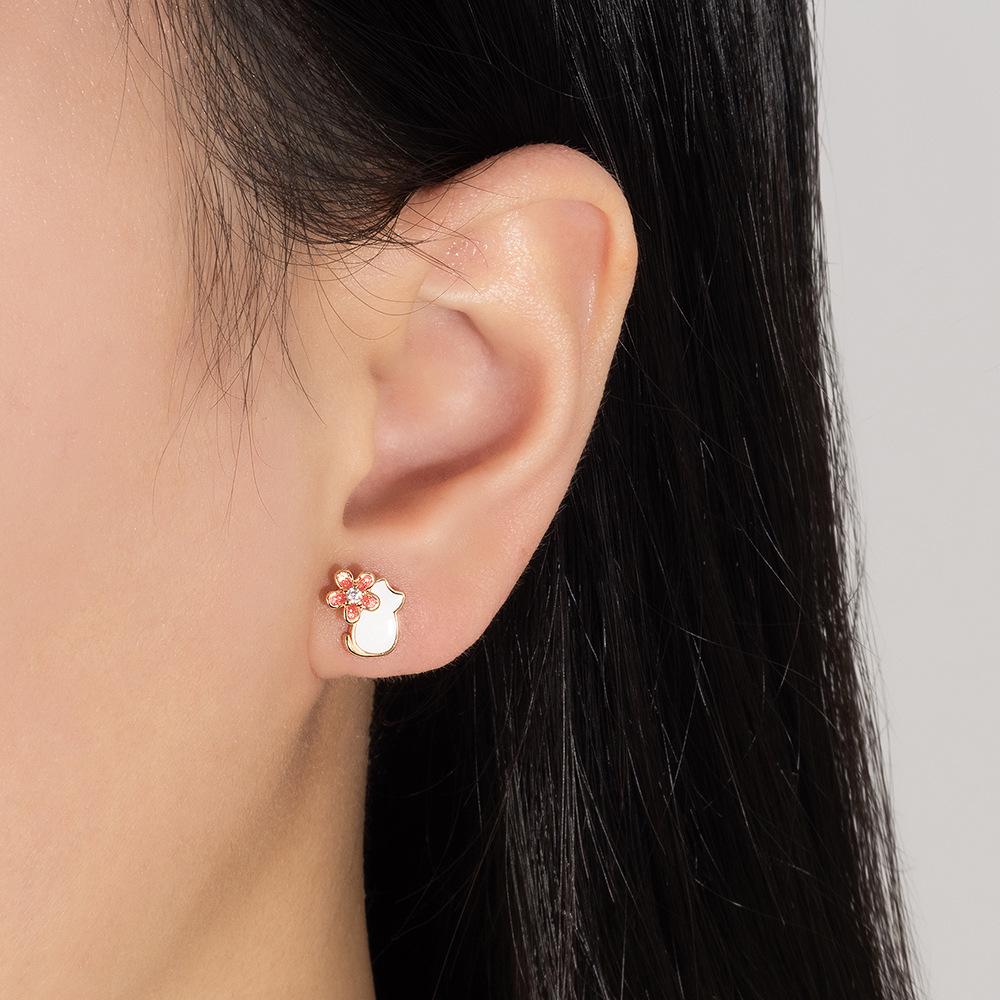 Adorable Asymmetrical Floral Cat Ear Studs – Personalized Gift for Girls, Birthday Cat Earrings