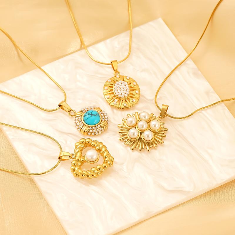 French Premium Polka Dot Stainless Steel Necklace Turquoise Pearl Love Pendant Premium Titanium Steel Necklace
