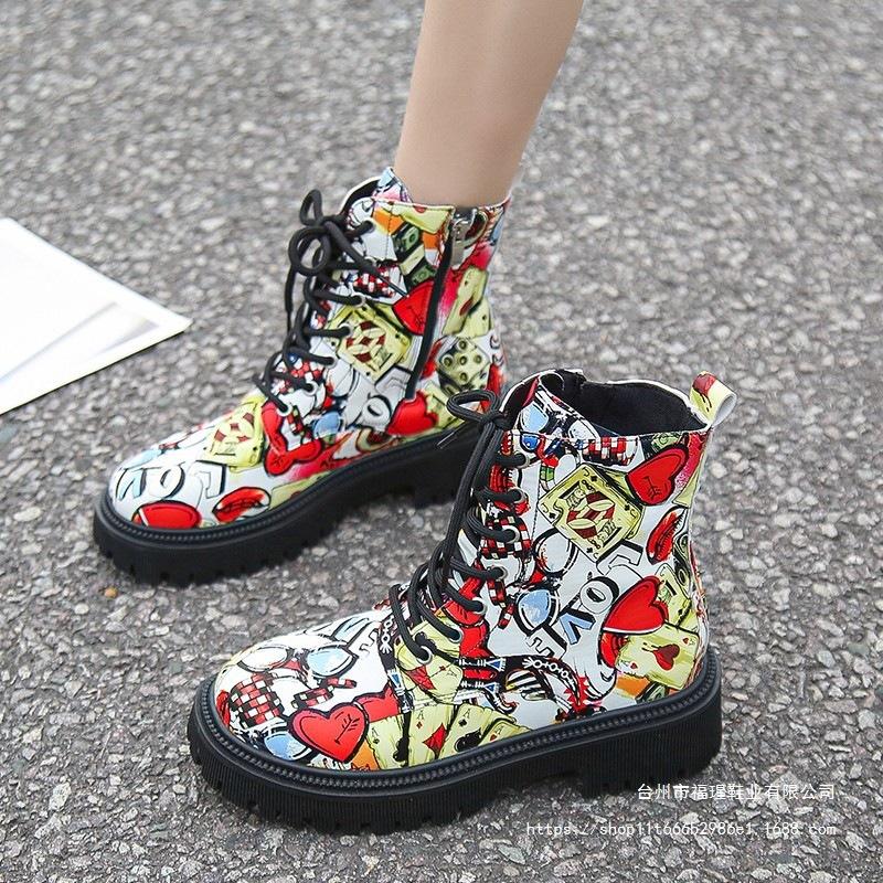 2025 new autumn and winter Martin boots European and American large size graffiti women's boots printed cartoon lace-up pattern leather boots children