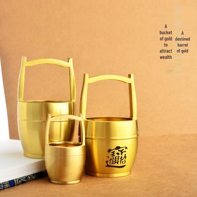 Pure Brass Gold Ornament: Small Decorative Water Bucket for Creative Office Decor
