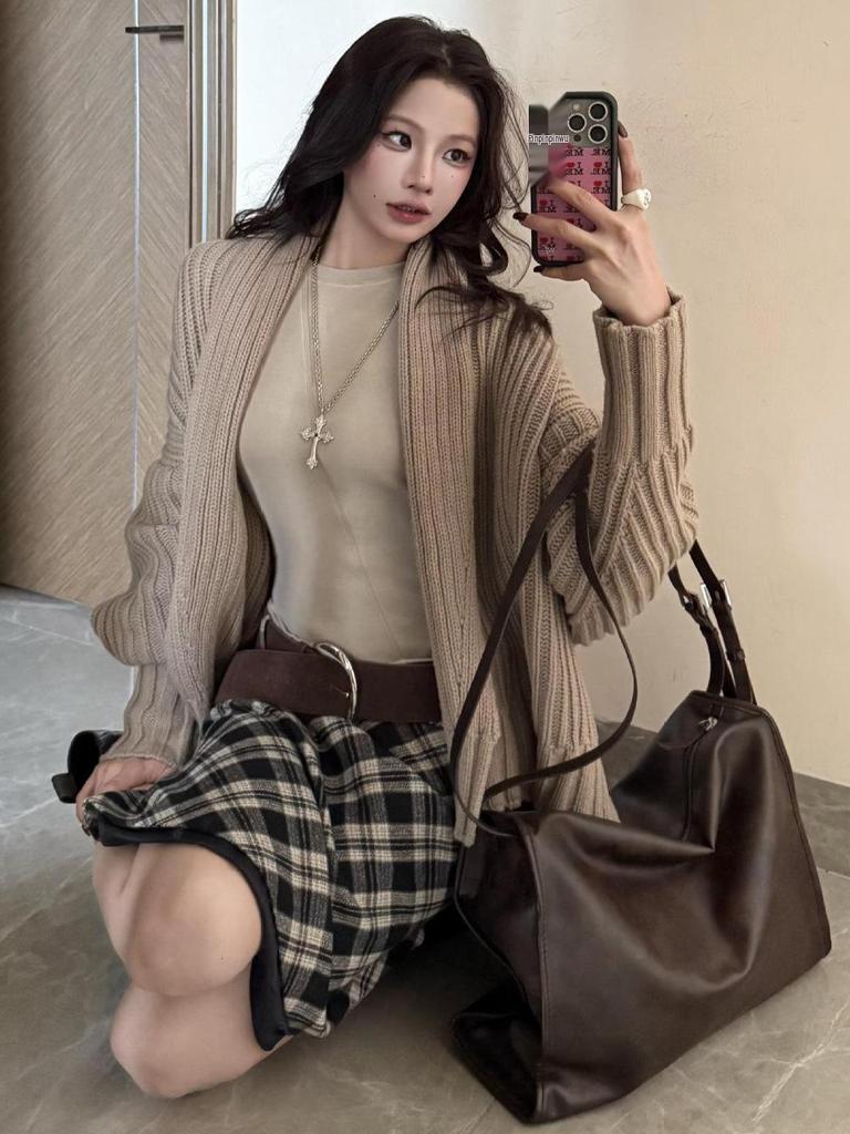 Korean Retro Wool Tweed Plaid Mid-Length Skirt for Women – Autumn/Winter Style