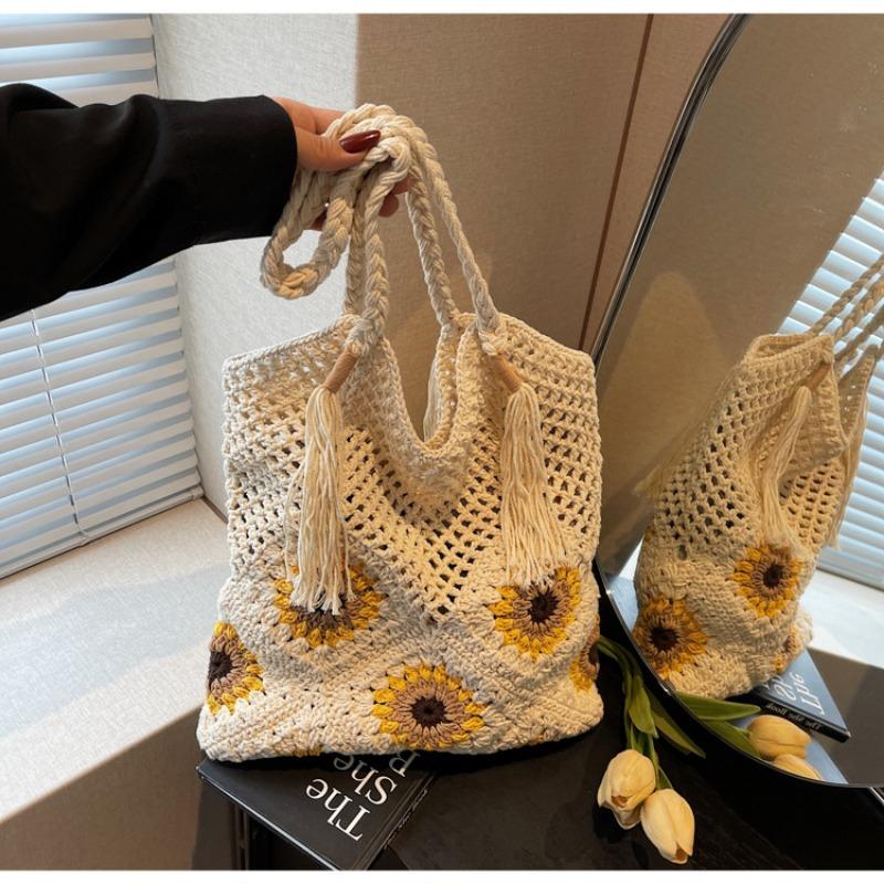 New Sunflower Straw Bag Women's Hand-woven Lazy Wind Leisure Vacation Shoulder Bag Large Capacity Commuting