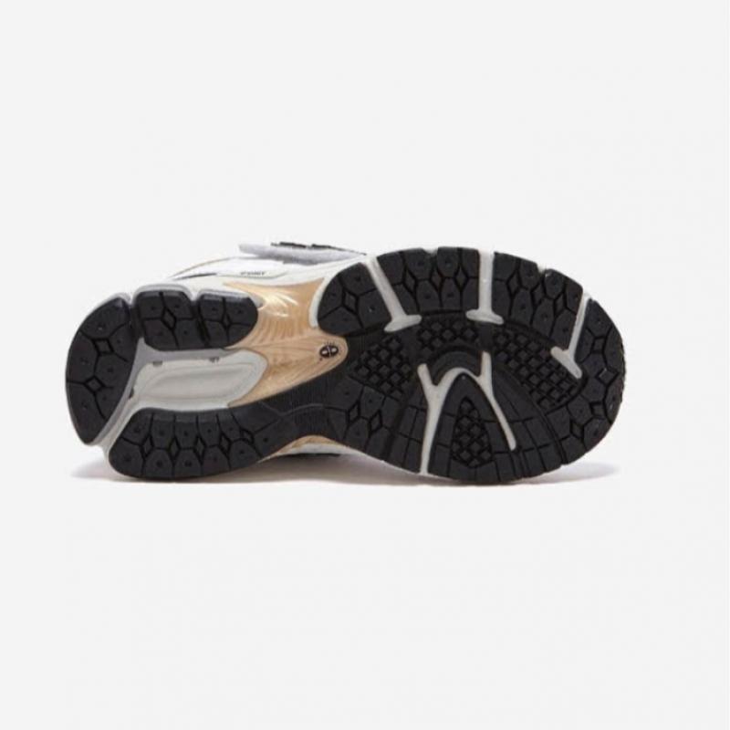 New Balance Kids Kids Shoes Pv2002ps Running Shoes