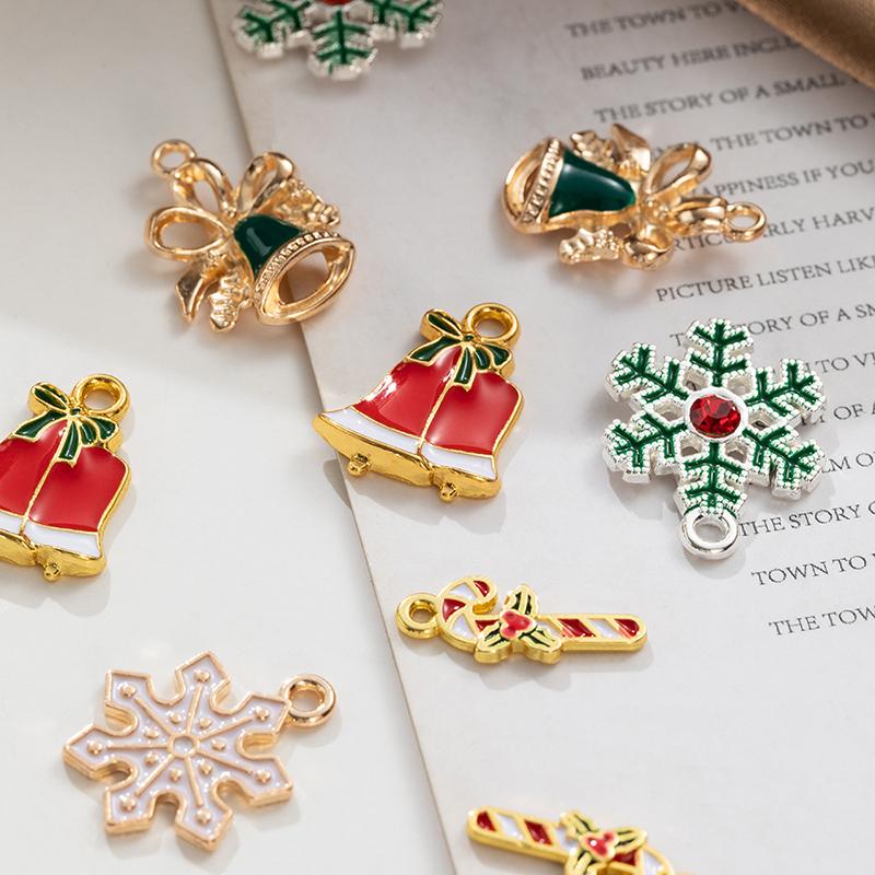 10pcs Bell Xmas Tree Enamel Pendant Santa Snowflake Charms DIY Christmas Gift Necklace Bracelet Accessories Party Supply