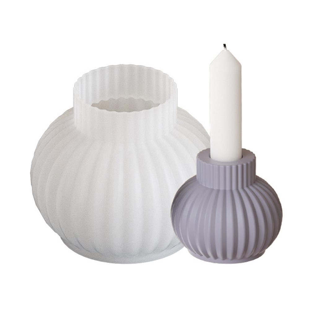 Silikonové ručně vyráběné formy s unikátním 3D pruhovaným vzorem na základny svíček vhodné pro nadšence do bytových dekorací