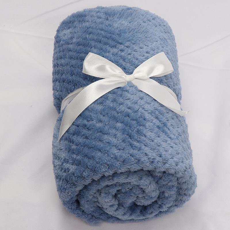 Farai Velvet Pet Blanket: Universal Dog Mat & Coral Velvet Quilt for All Seasons