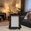 Cornice Portafoto Francese Vintage in Rilievo: Oro, Argento e Bianco, Resina di Alta Gamma, Doppia Dimensione per Decorazione della Camera da Letto o della Scrivania.