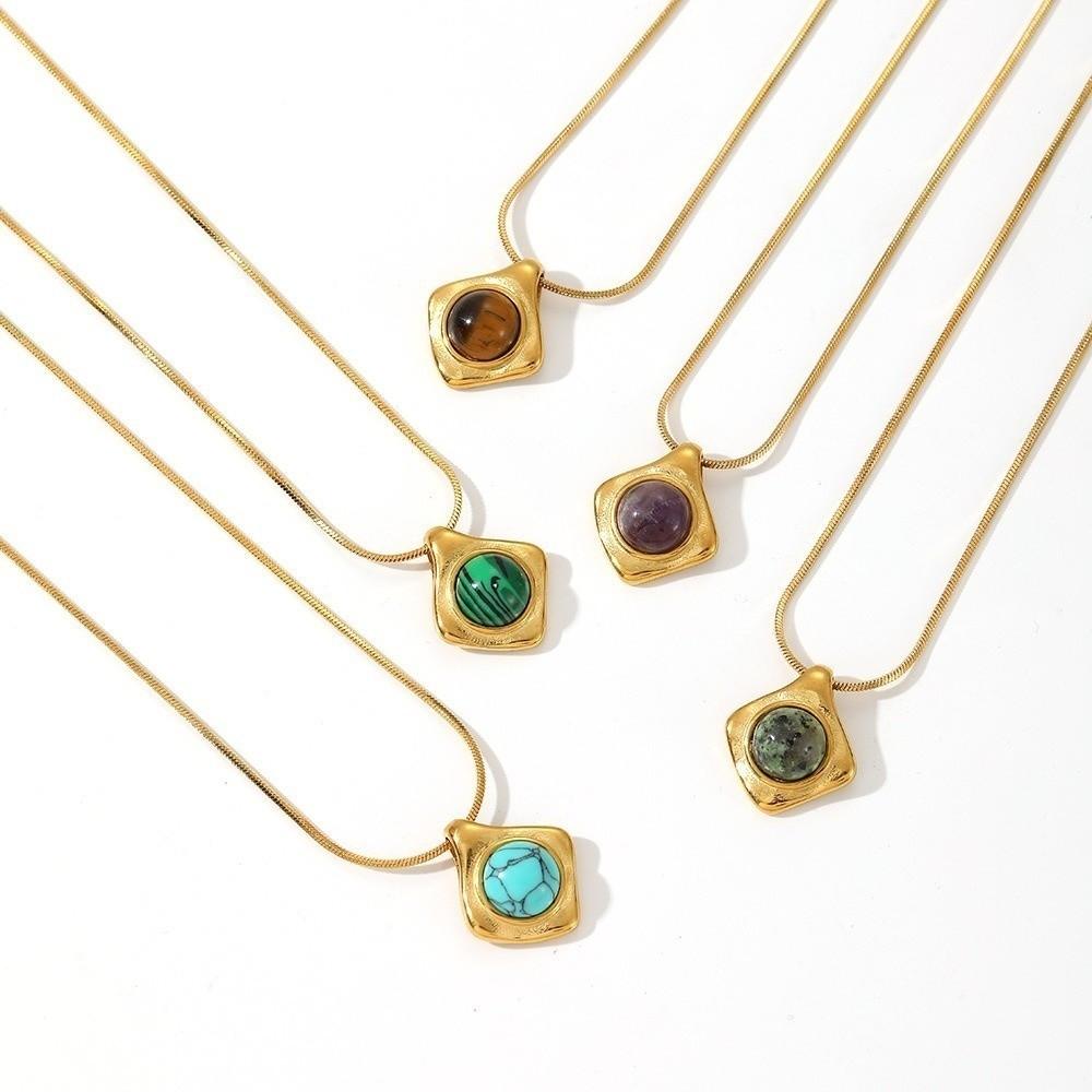Gold Clavicle Chain Retro Style French Style Necklace New Pendant Necklace For Women
