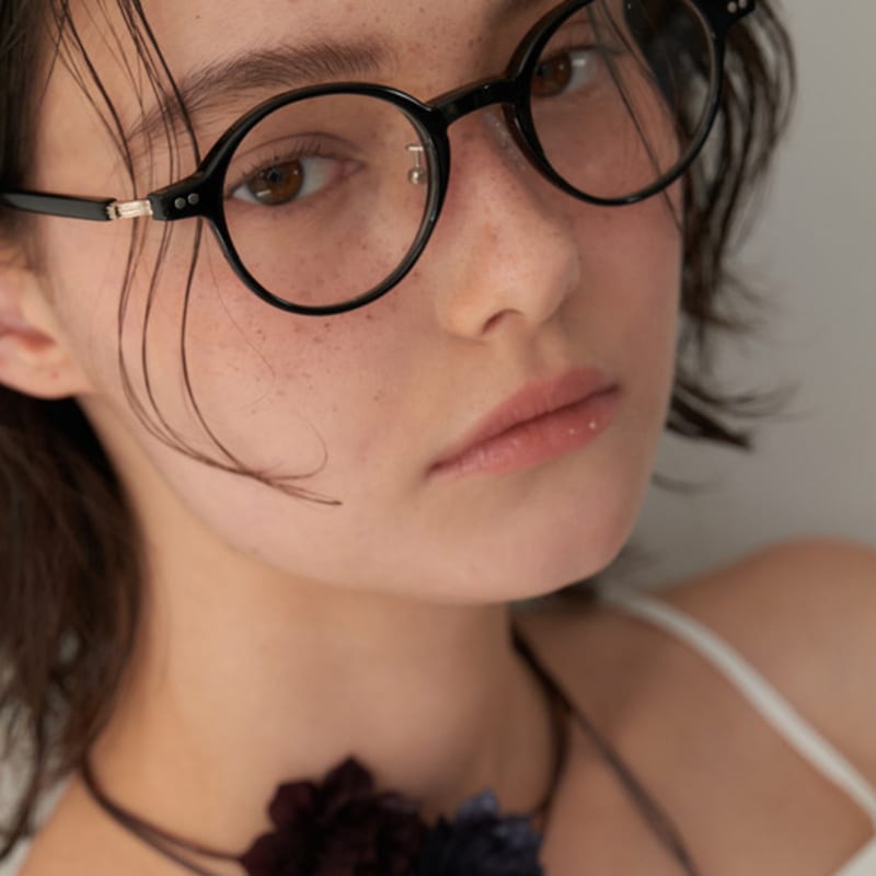 

One Brilliant Dream-OB557-Black single type