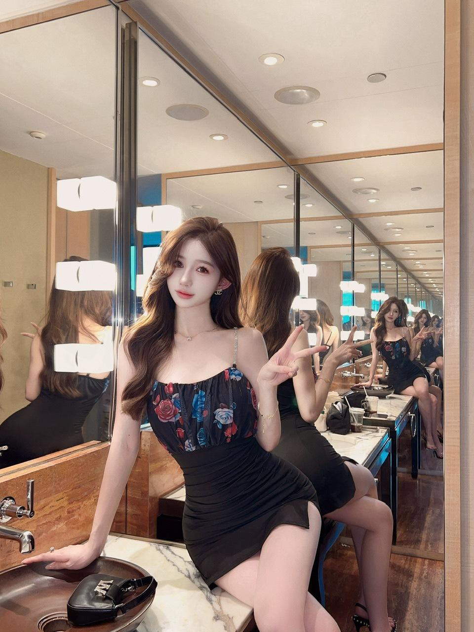 

Autumn and winter new sexy celebrity print splicing hip wrap tight fit slim bottom pleated split suspender skirt L чорний