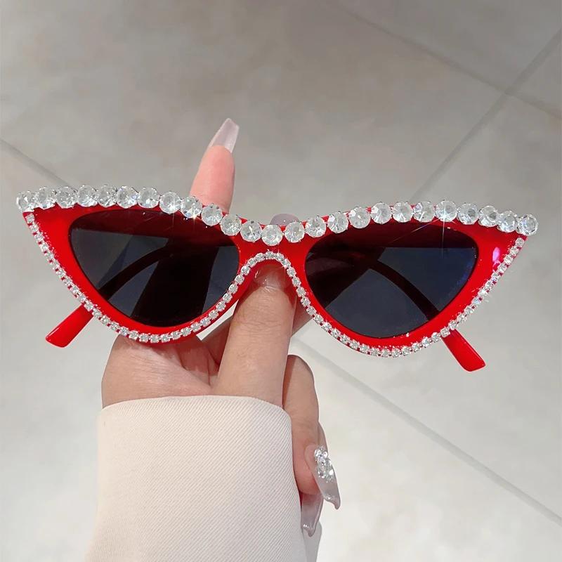 Bai Fen Bai Electronic 3C Women's Kammpt Vintage Cat Eye Sunglasses With Rhinestones Fashion Decorative Sun Glasses Original Trendy Stylish Casual Shades Cm