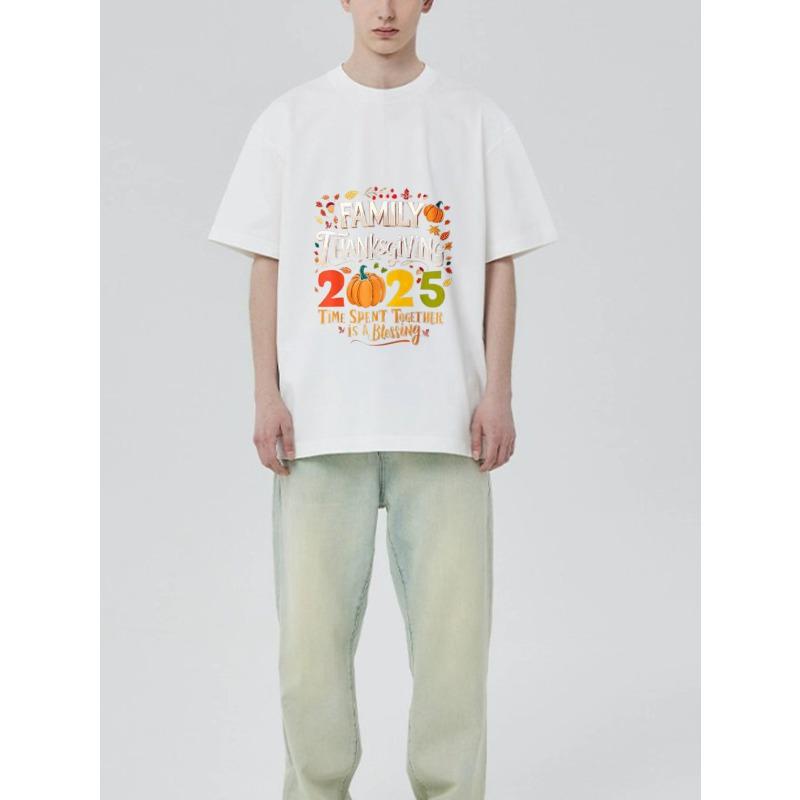 Familien-Thanksgiving 2025 T-Shirt Schwarz Kürbis Blätter und Text Design für Feiertagsfeier