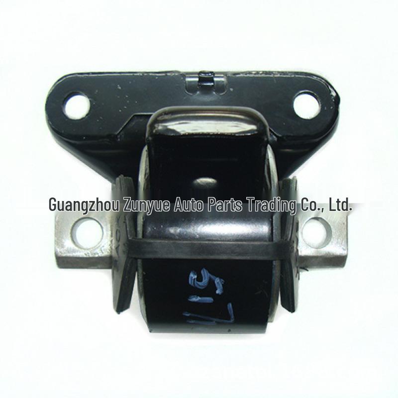 Engine Mount L Cross 4766474AC