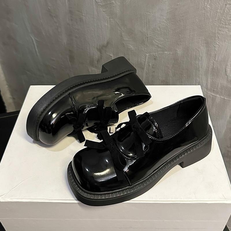 

Bow thick heel loafers women s 2025 autumn Mary Jane small leather shoes British style skirt single patent leather high heel 40
