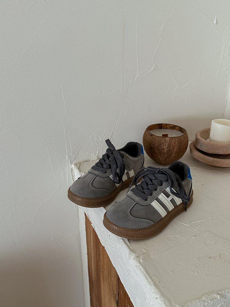 

Обувь для девочек 2025 новая осенняя детская спортивная обувь мужские туфли для моральной подготовки осенняя обувь женские кеды повседневная обувь 37 серый