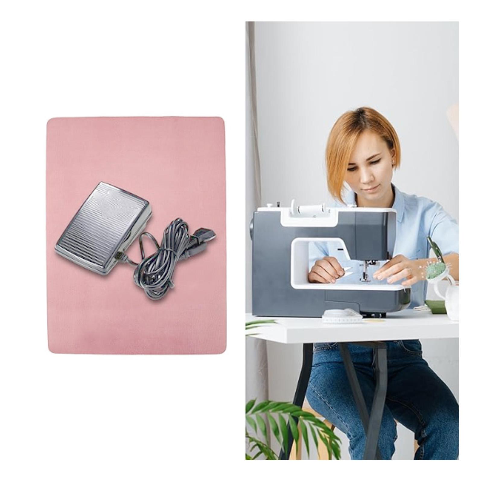 

Коврик под ножную педаль швейной машины Нескользящий Снижает вибрацию Резиновый Звукопоглощающий коврик для швейной машины для домашнего использования 26 X 21см Pinkish