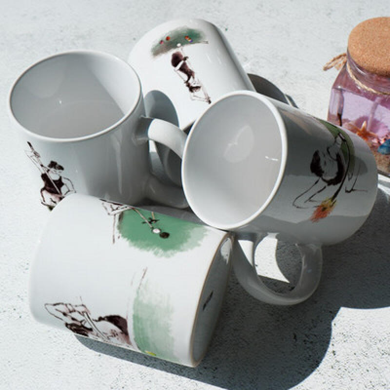 tf536-Design Mug 4p-Billiards Playing Woman 3