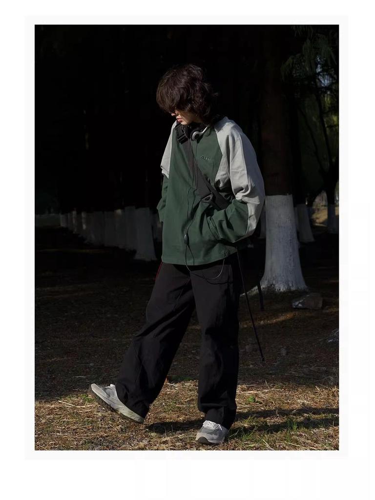 Unisex Bluza z Kapturem Retro w Japońskie Bloki Kolorystyczne - Casualowy Pulower w Stylu Górskim