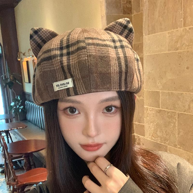 Hat Women's New Style Retro Plaid Cute Cat Ears Beret Japanese Style Autumn and Winter Face Showing Little Painter Hat Trend