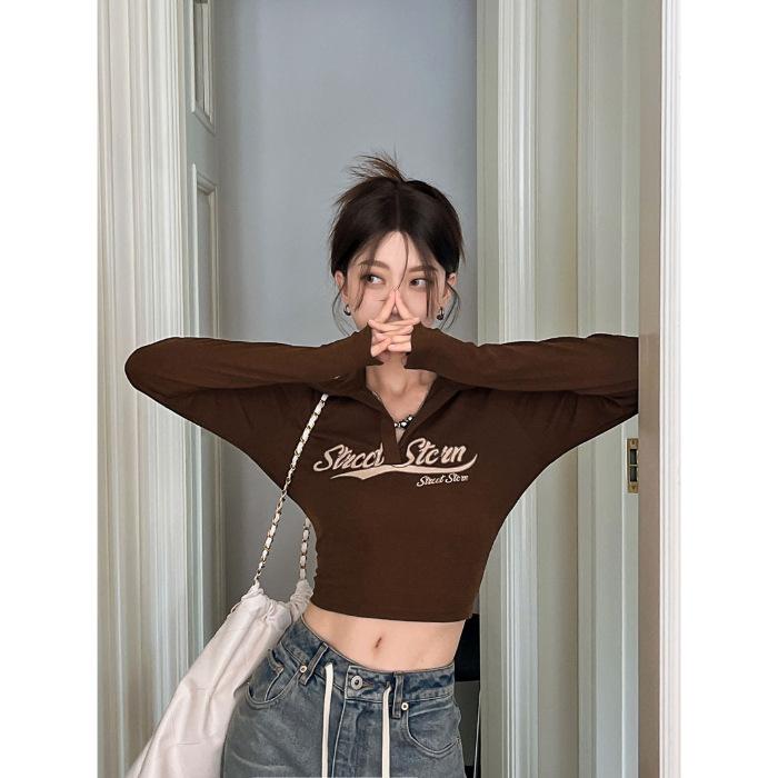 

American letter print lapel collar long-sleeved women s T-shirt design sense autumn new slim and thin sweet Spice Girl short top XL темно-коричневого кольору