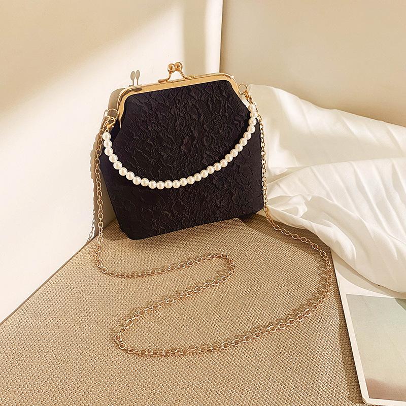 Mobile Phone Bag New Cloud Cheongsam Women's Bag Pearl Chain Messenger Bag Mouth Gold Cosmetic Bag
