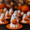 Cute Pumpkin Ghost Figurine Resin Holding Pumpkin Ghost Halloween Ghost Statue  Entrance Decoration