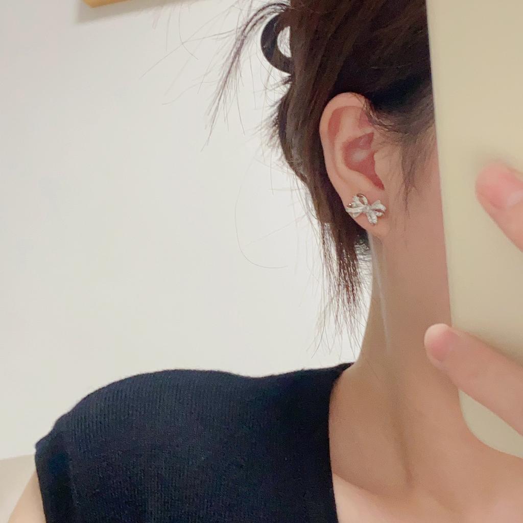 Bow Shaped Earrings with Diamond Inlay and Silver Plating, Personalized and Fashionable Earrings, 1:1 Quality
