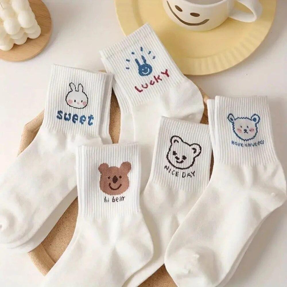 5 Pairs Women's Mid Length Socks Cute Cartoon Bear Short Socks Autumn Winter Comfortable Breathable Versatile Girl Ankle Socks