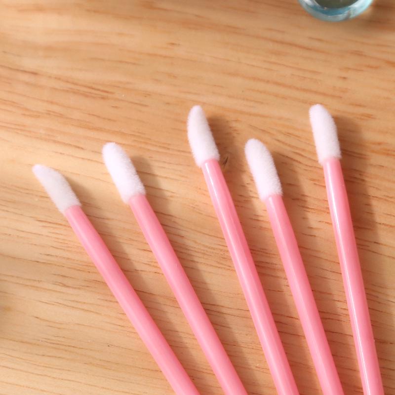 50 Disposable Lip Brush Wands - Mini Lipstick & Gloss Makeup Tools