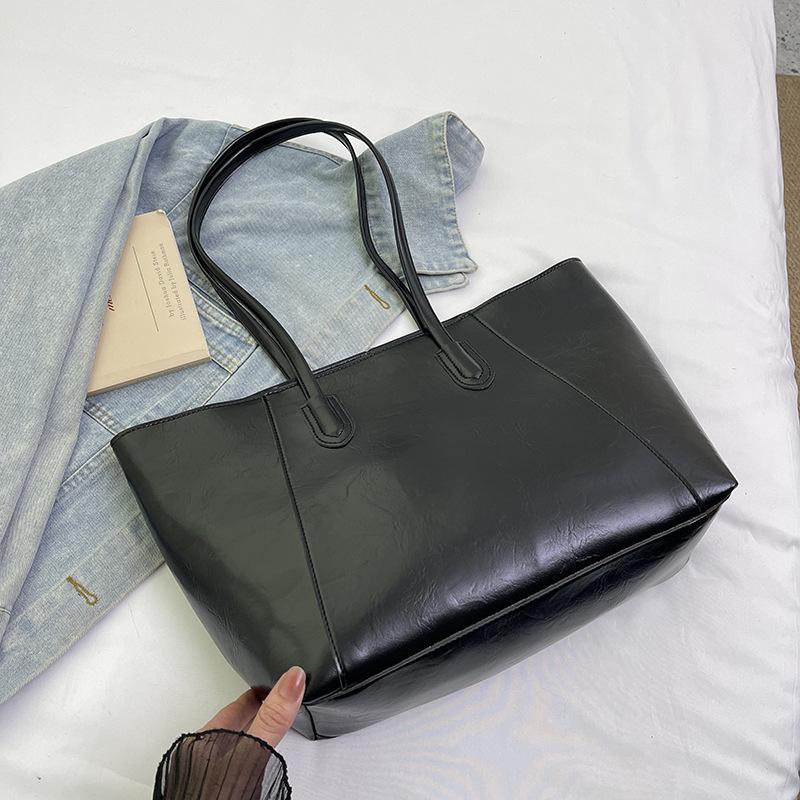 

Сумка женская большая вместимость 2025 новая весна и лето высококачественная коричневая студенческая сумка через плечо сумка-тоут чёрный