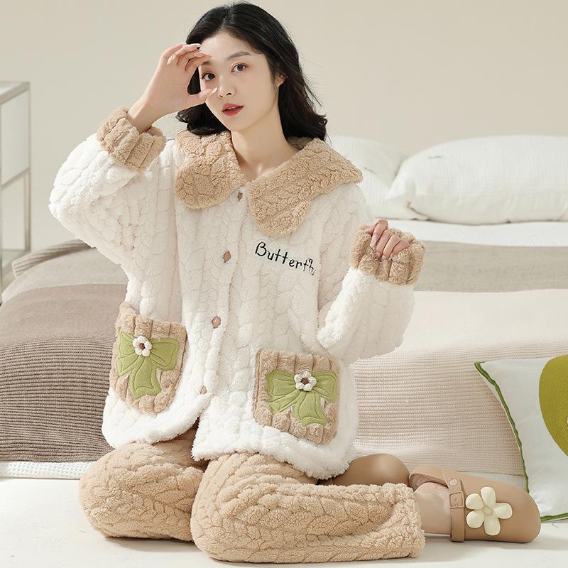 Can Be Worn Outside Coral Velvet Pajamas Women's Winter Two-piece Set Thickened Fleece Flannel Loose Large Size Warm Loungewear